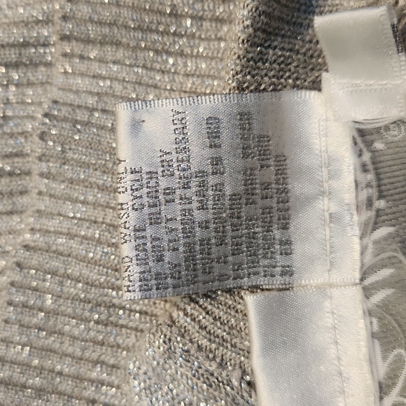 Vintage Silver Beaded Belldini Silk Sweater - Size Medium - Picture 11 of 13